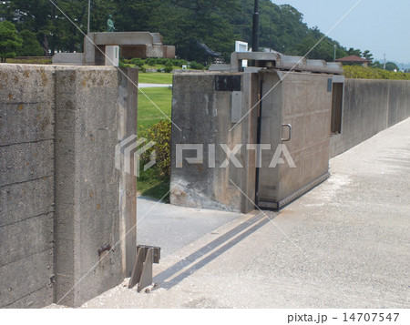 防潮堤の扉 14707547