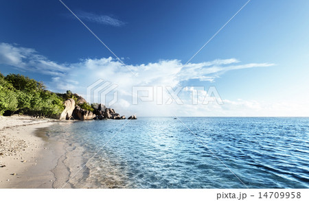 Anse Source d'Argent beach, La Digue island, Seyshelles 14709958