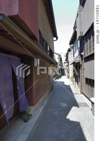 金沢 主計町茶屋街 裏通り 金沢 主計町茶屋街 裏通り 14710881