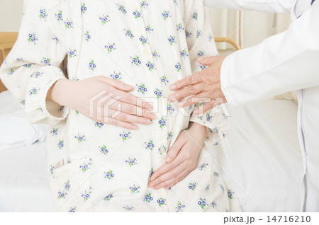 妊婦と医者 14716210