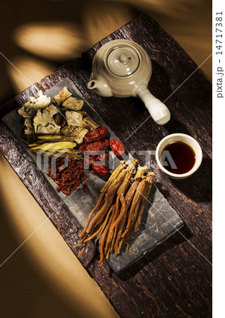 Ginseng Ginseng 14717381