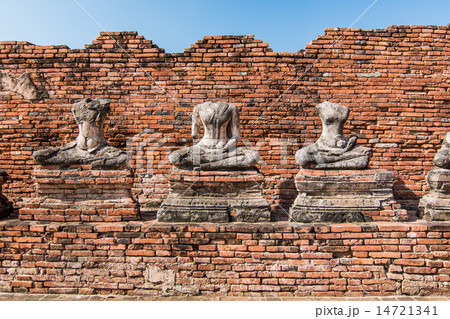 Old Temple of Ayuthaya, Thailand Old Temple of Ayuthaya, Thailand 14721341