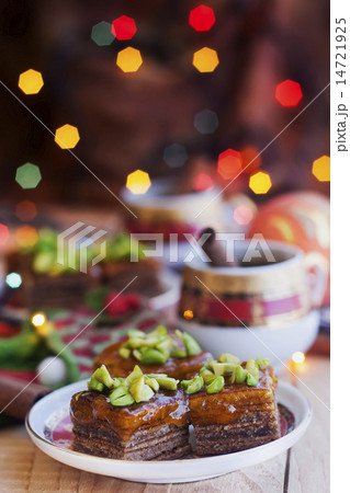 Baumkuchen with phistachio Baumkuchen with phistachio 14721925