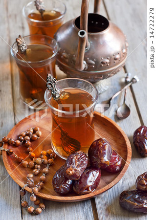 Arabic tea and dates 14722279