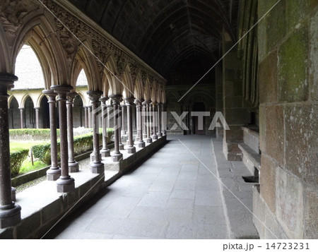 世界遺産 モンサンミッシェル修道院 回廊 世界遺産 モンサンミッシェル修道院 回廊 14723231