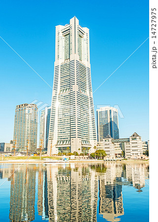 横浜ランドマークタワー(横浜市中区、汽車道より) 14727975