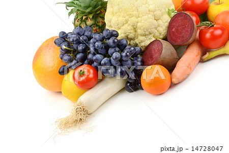 fruits and vegetables isolated on white background 14728047