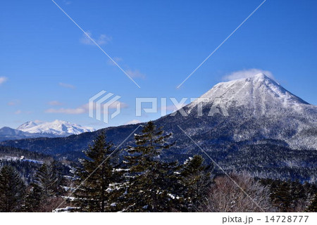 雪の雄阿寒岳 雪の雄阿寒岳 14728777