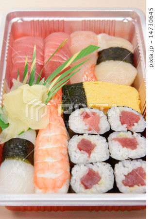 おいしい鮨の折詰 14730645