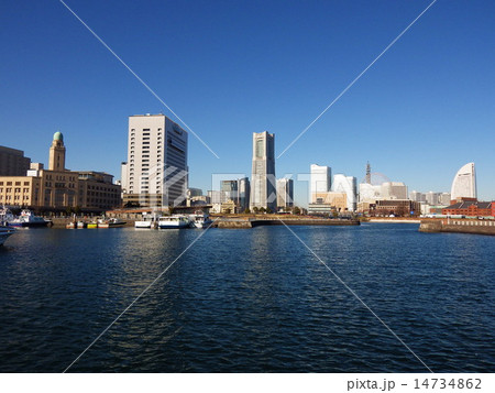 横浜みなとみらいと横浜税関 14734862