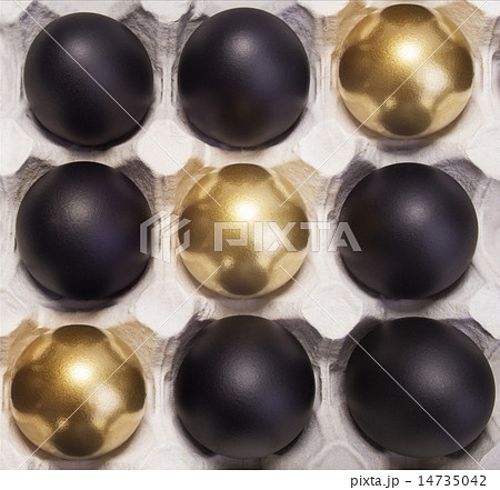 Easter gold and black eggs Easter gold and black eggs 14735042
