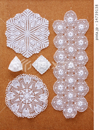レース編みのコレクションボード 14739138