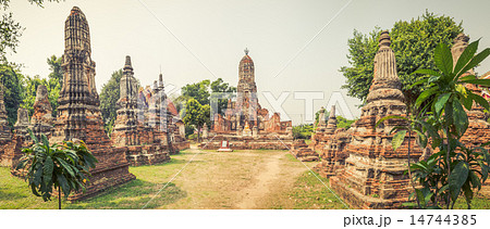 Wat Cherng Tha 14744385