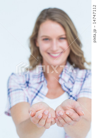 Pretty hipster presenting her hands 14747112