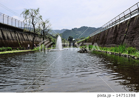 高森湧水トンネル公園 高森湧水トンネル公園 14751398