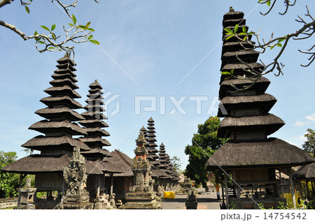 taman ayun temple, bali, indonesia 14754542