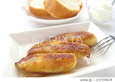 ココナッツオイルのおいしい焼きバナナ　パン　ココナッツオイル　朝食イメージ 14759629