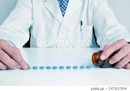 at the doctors office 14761304