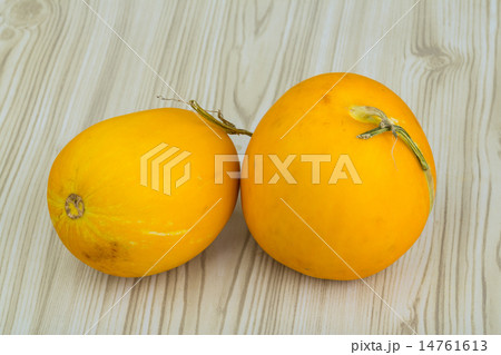 Small yellow melon Small yellow melon 14761613