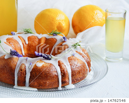 Lemon Cake with homemade limoncello and lavander 14762546