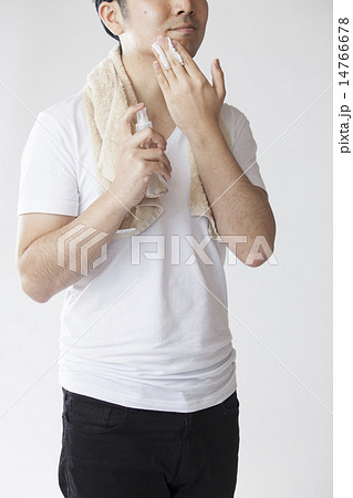 男性　ビューティー　メンズ　潤い　ローション　縦 14766678