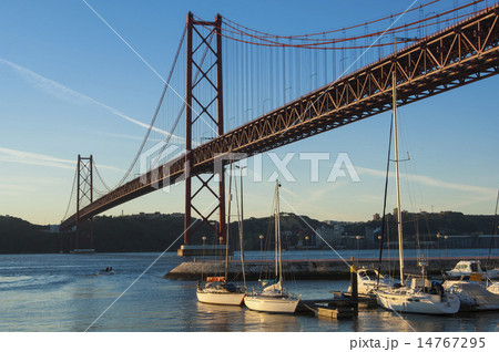 LISBON/PORTUGAL  The Tagus River Bridge at Dawn 14767295