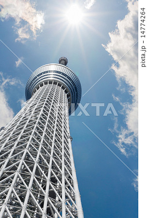 東京スカイツリーと太陽 14774264