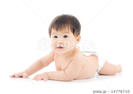 Asian baby with curious look 14776710