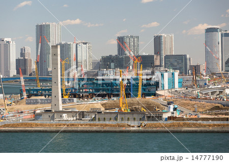 再開発中の豊洲地区 14777190