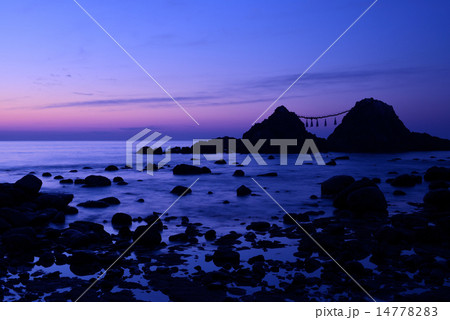 二見ヶ浦の夕焼け 14778283