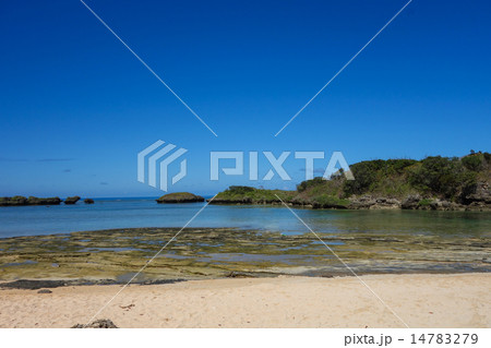 沖縄県　西表島　星砂の浜 14783279