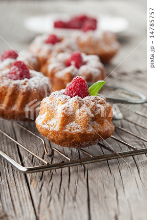 Raspberry muffins Raspberry muffins 14785757
