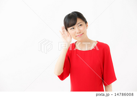 聞き耳・若い女性 14786008