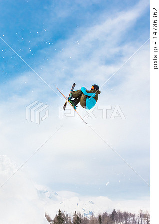 Free style skier. 14786362