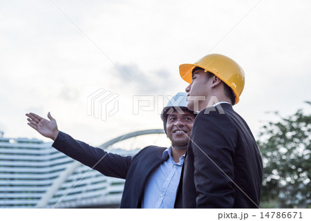 Men in Construction and Building Services Success Men in Construction and Building Services Success 14786671