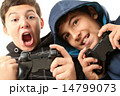 Boys playing games 14799073