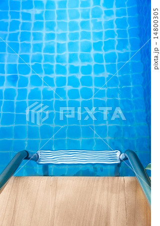swimming pool 14800305