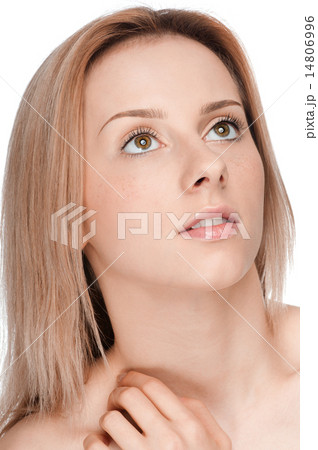 Portrait of young woman with perfect skin Portrait of young woman with perfect skin 14806996