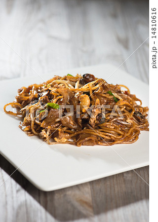Fried Penang Char Kuey Teow top  14810616
