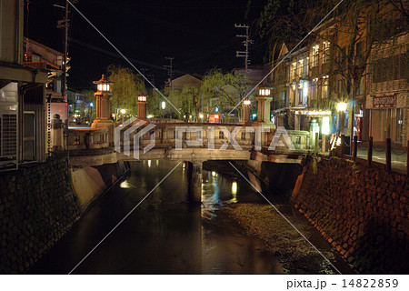 城崎温泉の玉橋 城崎温泉の玉橋 14822859