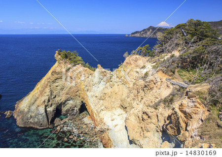 黄金崎からの駿河湾と富士山 14830169