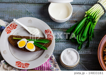 bread with wild garlic, sour cream and quail eggs bread with wild garlic, sour cream and quail eggs 14833161