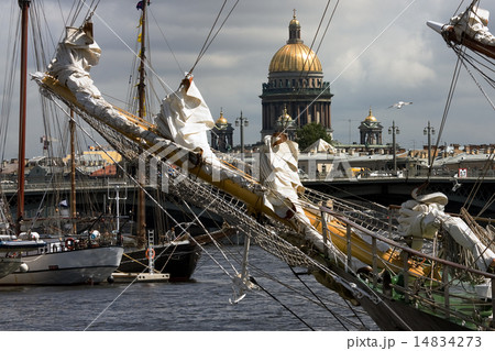 Ships at Neva river, St.Petersburg, Russia Ships at Neva river, St.Petersburg, Russia 14834273