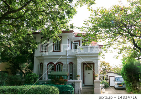 秋晴れの横浜山手洋館 14834716