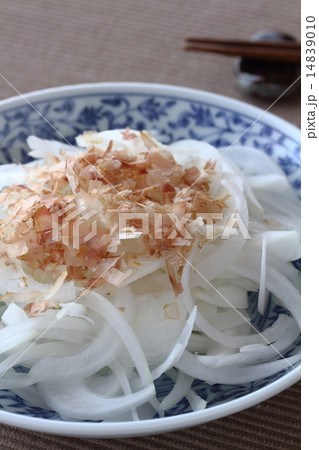 新タマネギのサラダ 14839010