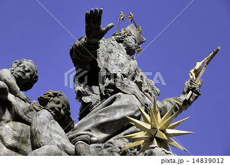 Statue of Saint John of Nepomuc 14839012