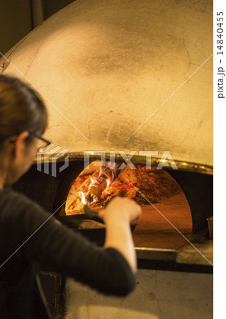 ピザ釜 14840455