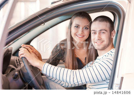 Customers inside the new vehicle 14841606