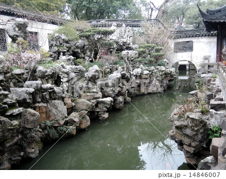 中国　上海市　豫園(よえん)　湖石假山（こせきかざん） 14846007