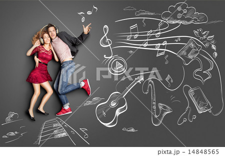 Date and music. 14848565